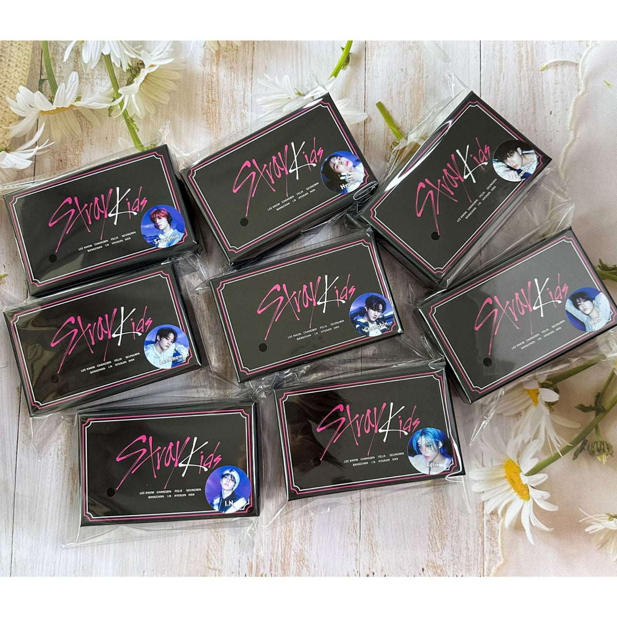 CAJA DE REGALO STRAY KIDS