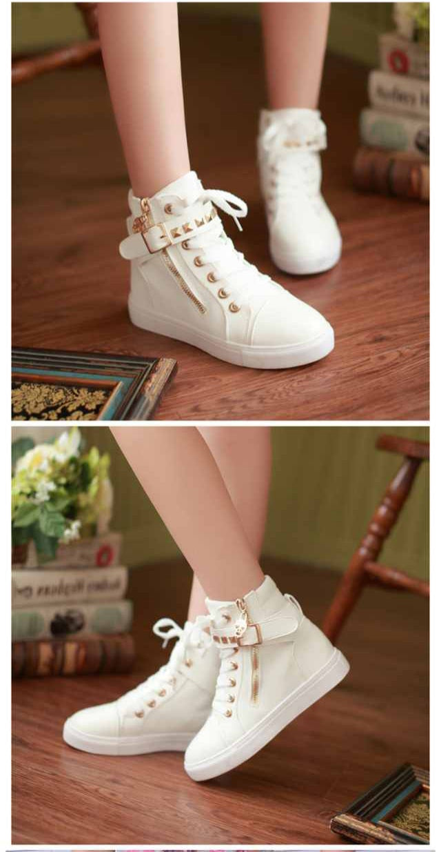 BOTA ROCKERA DE MUJER (blanco/negro)