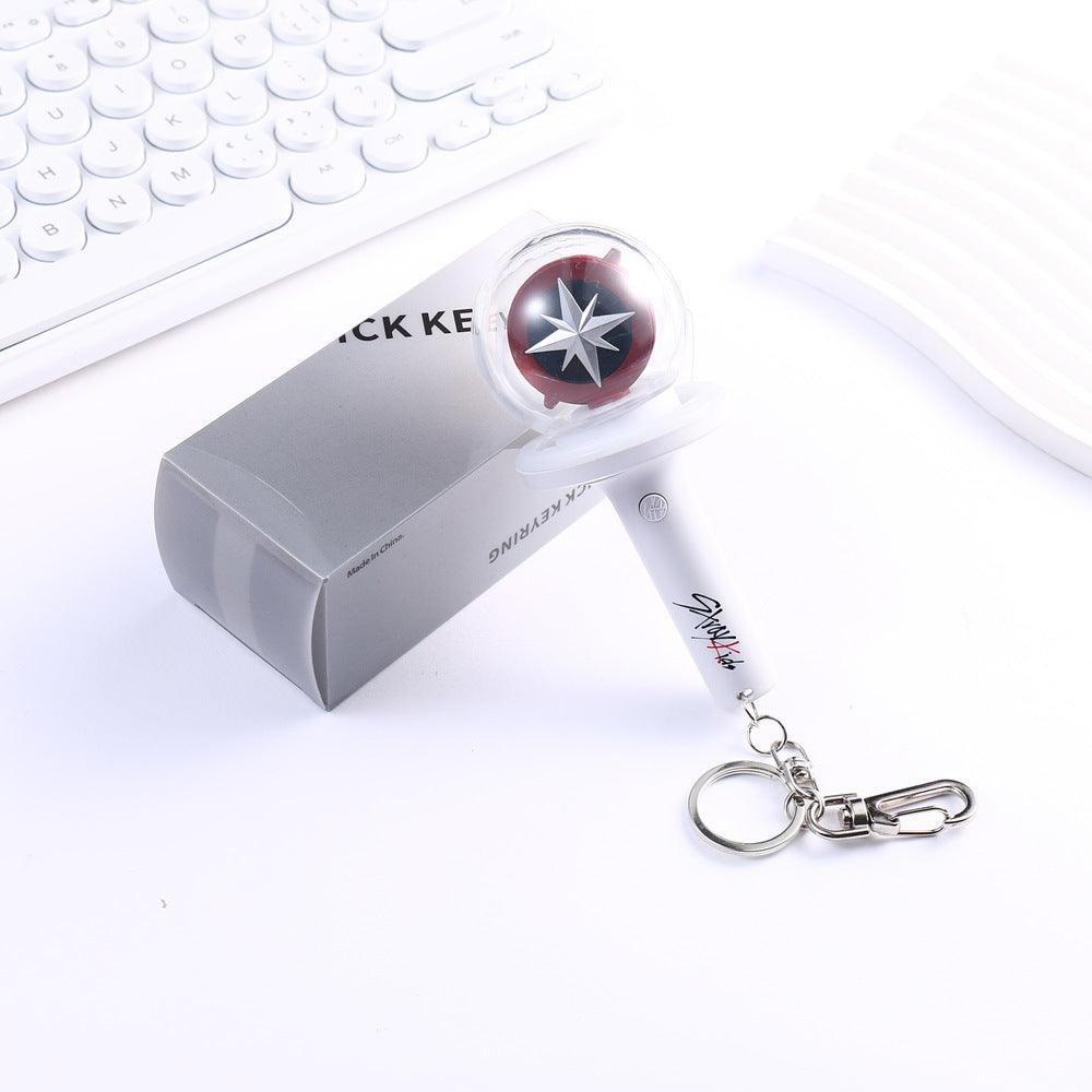 LLAVERO LED LIGHTSTICK DE STRAY KIDS