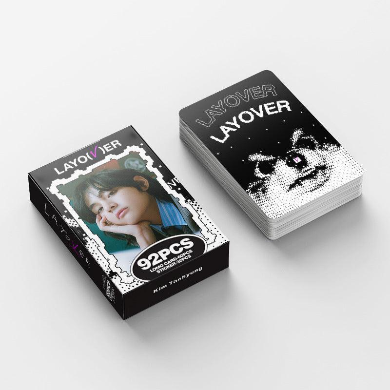 V LAYOVER PHOTOCARDS 92 PCS (60 FOTOTARJETAS + 32 PEGATINAS)