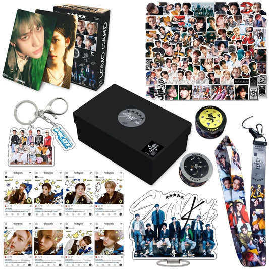STRAY KIDS 5-STAR KIT CON 162 PIEZAS (¡CAJA DE REGALO CON VARIOS ARTÍCULOS!✨)