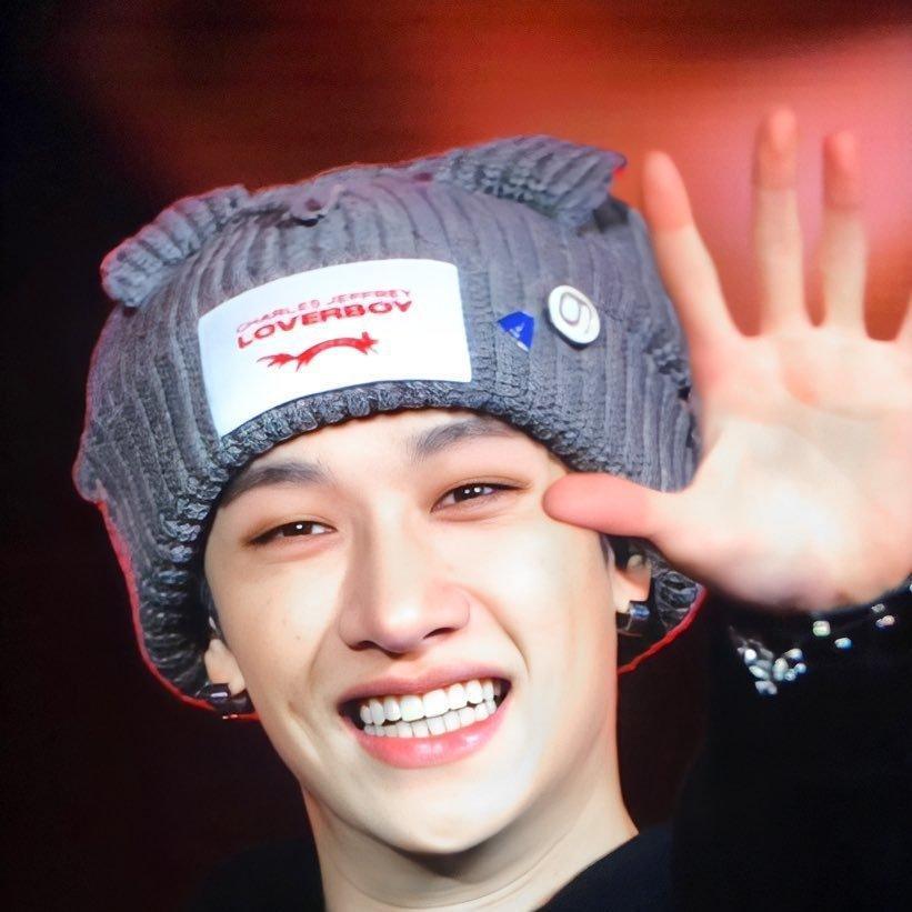 SOMBRERO STRAY KIDS - Varios colores