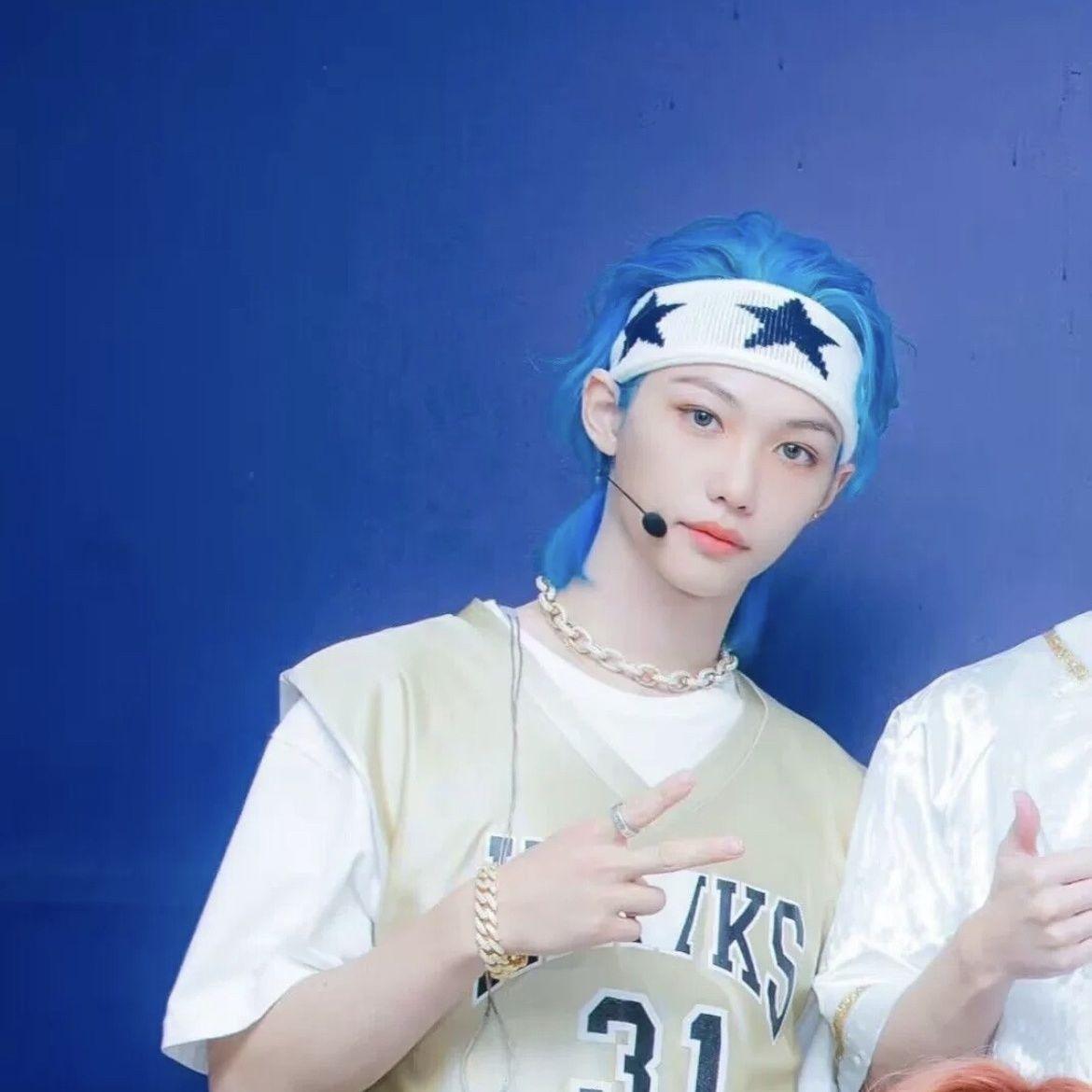 DIADEMAS STRAY KIDS (blanco y negro)