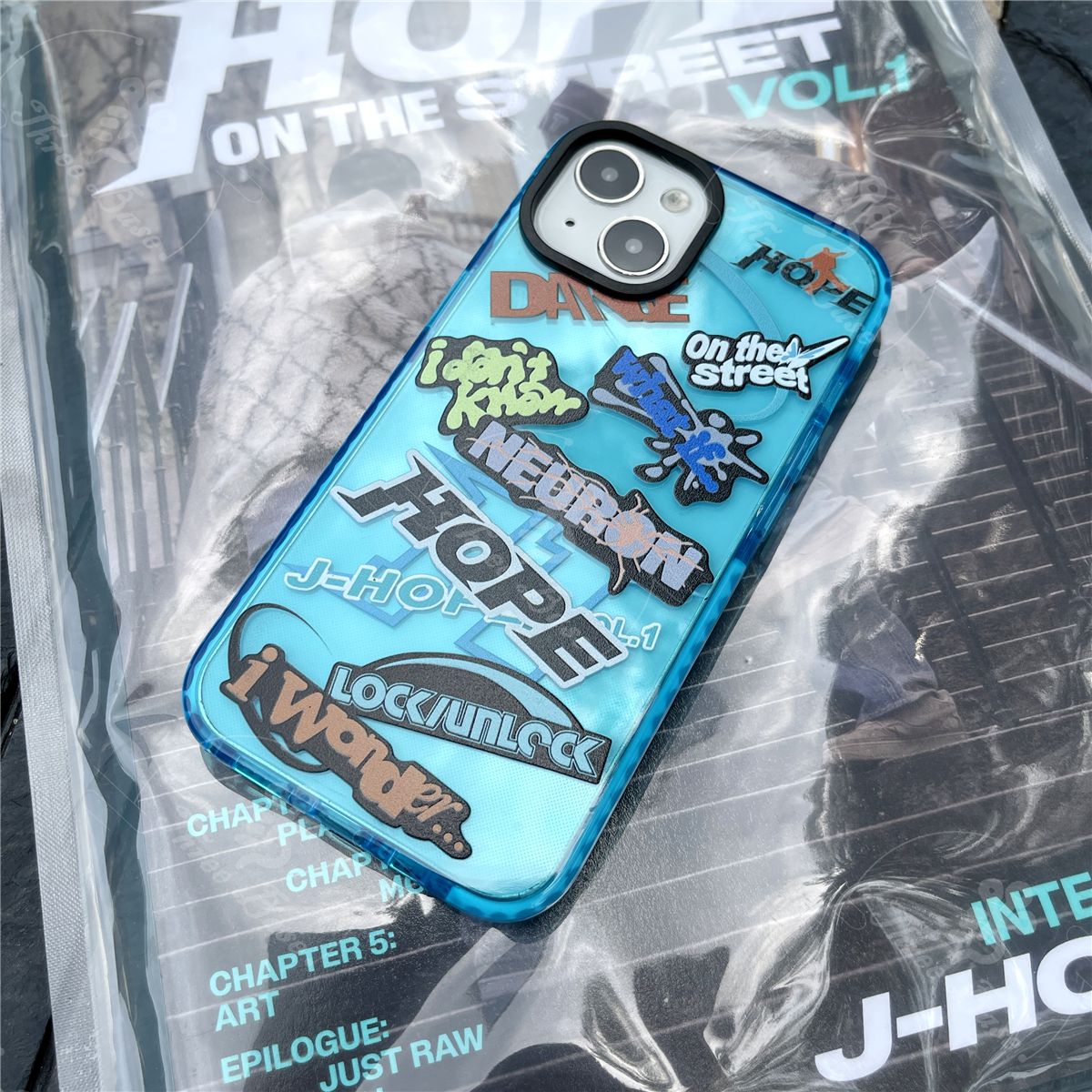 ¡FUNDAS PARA MÓVIL J HOPE ON THE STREET - IPHONE VARIOS MODELOS!