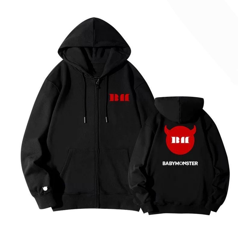 SUDADERA "HELLO MONTERS" DE LA GIRA BABYMONSTER 2025