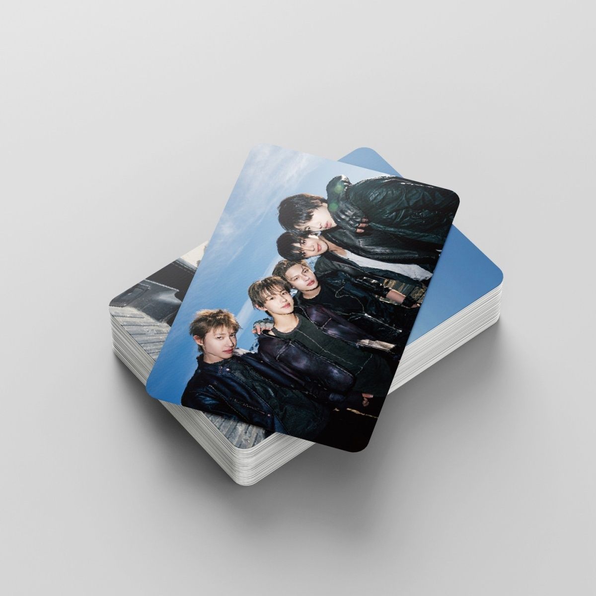 CORTIS FOTOCARTAS 55 UDS