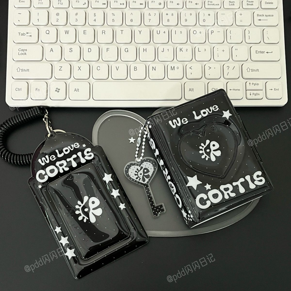 CORTIS TARJETERO Y MINICARPETA