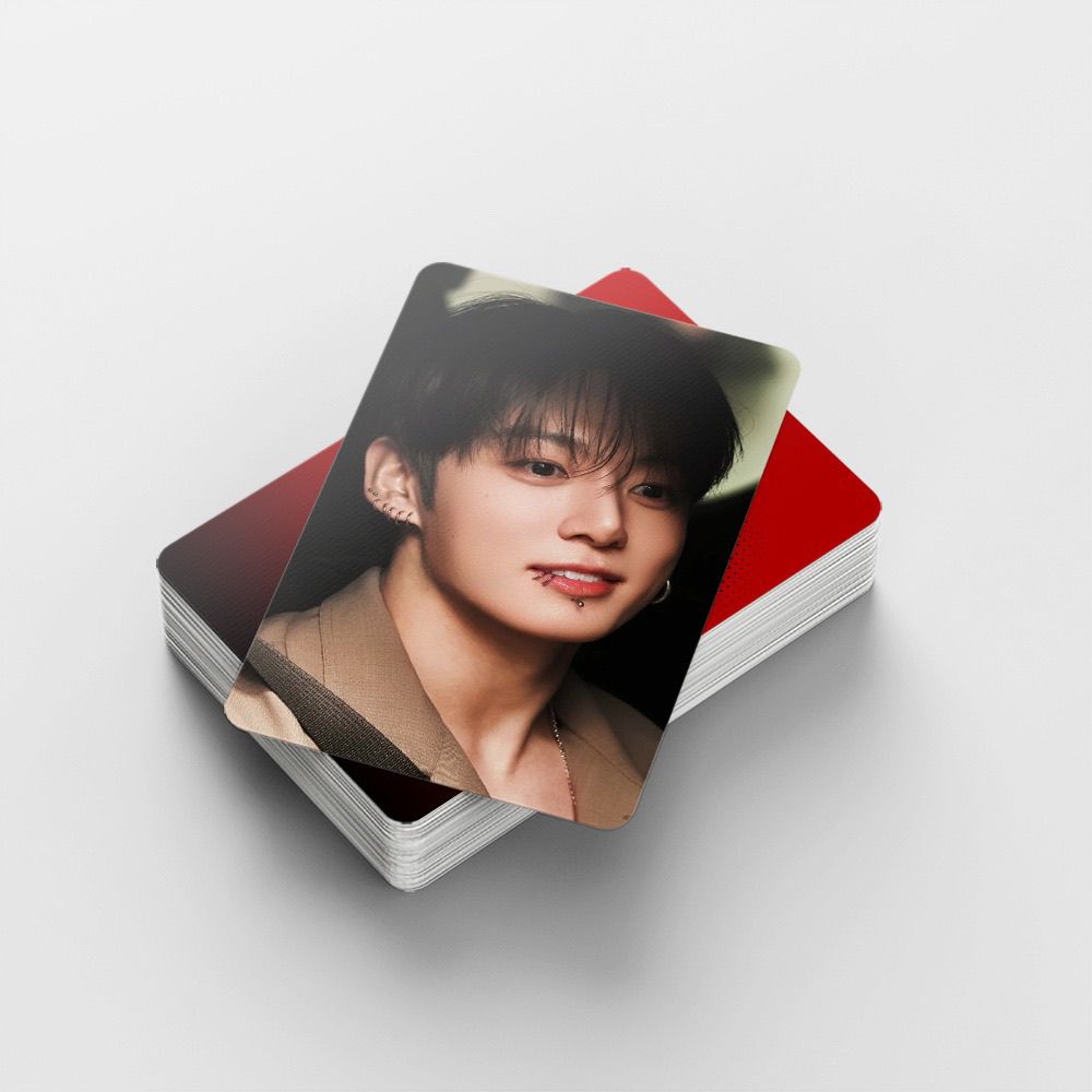 JUNGKOOK PHOTOCARDS 92 UDS (60 FOTOTARJETAS + 32 PEGATINAS)