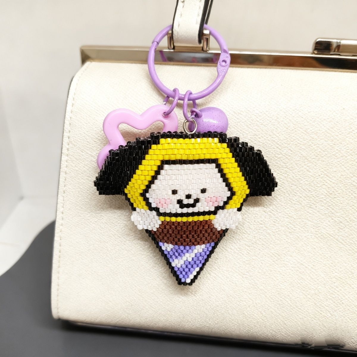 LLAVEROS BT21 DE BTS