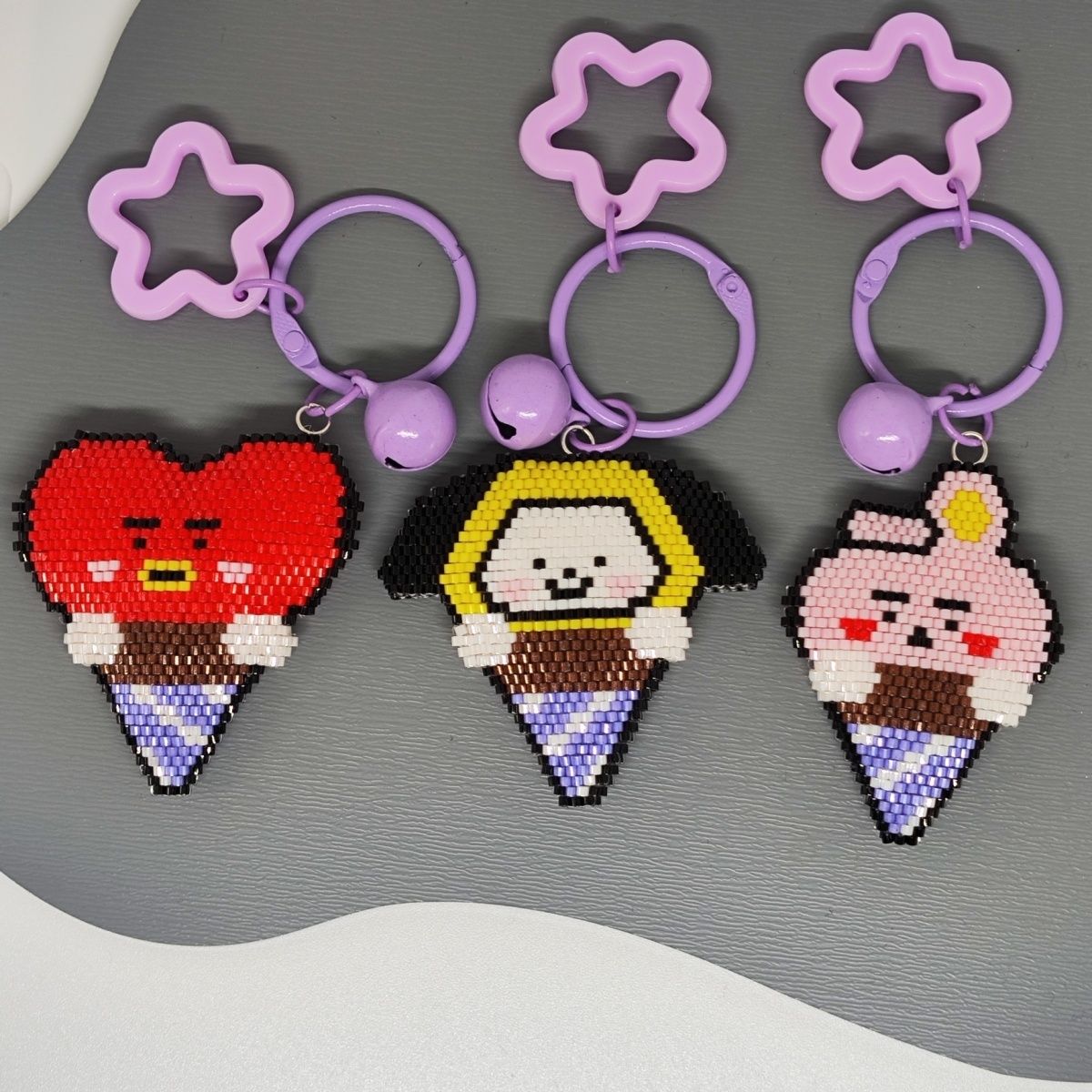 LLAVEROS BT21 DE BTS