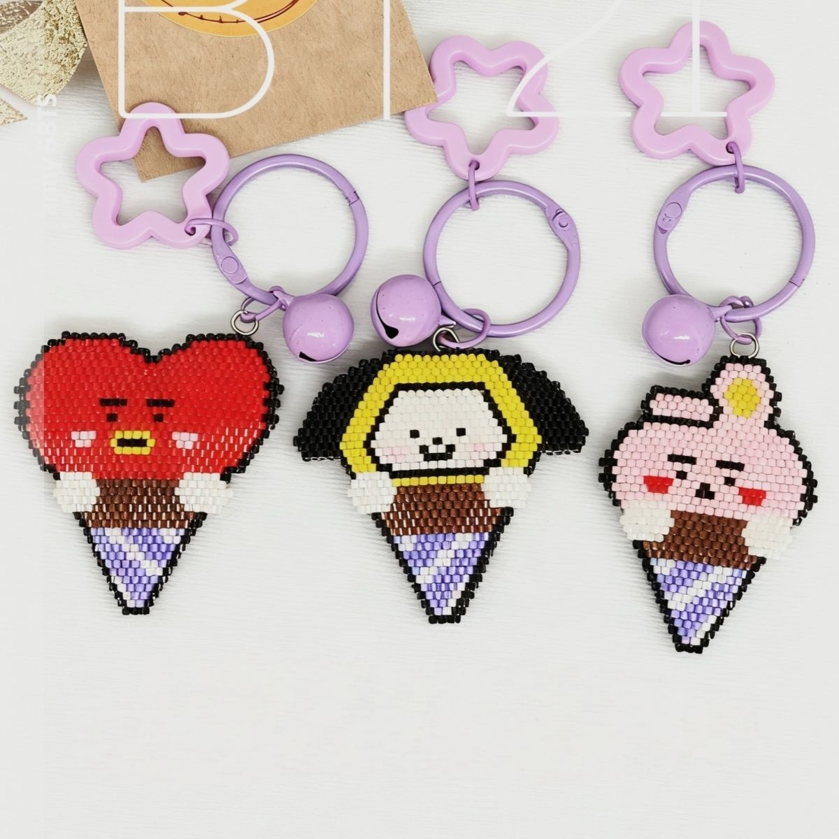 LLAVEROS BT21 DE BTS