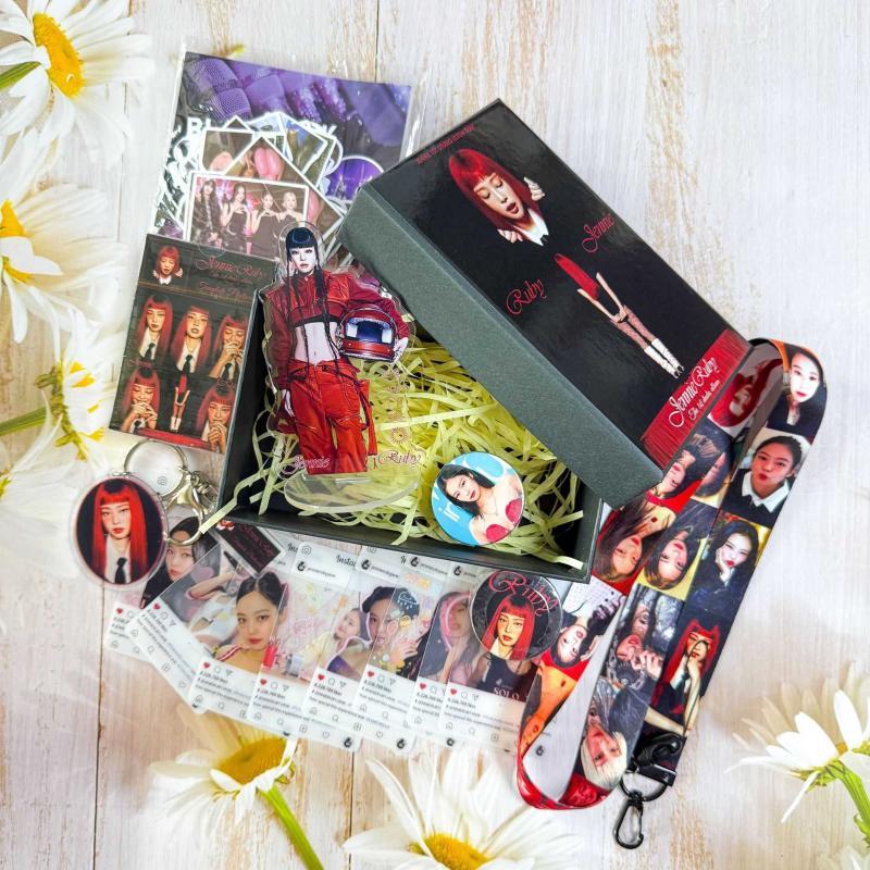 BLACKPINK  RUBY JENNIE GIFT BOX
