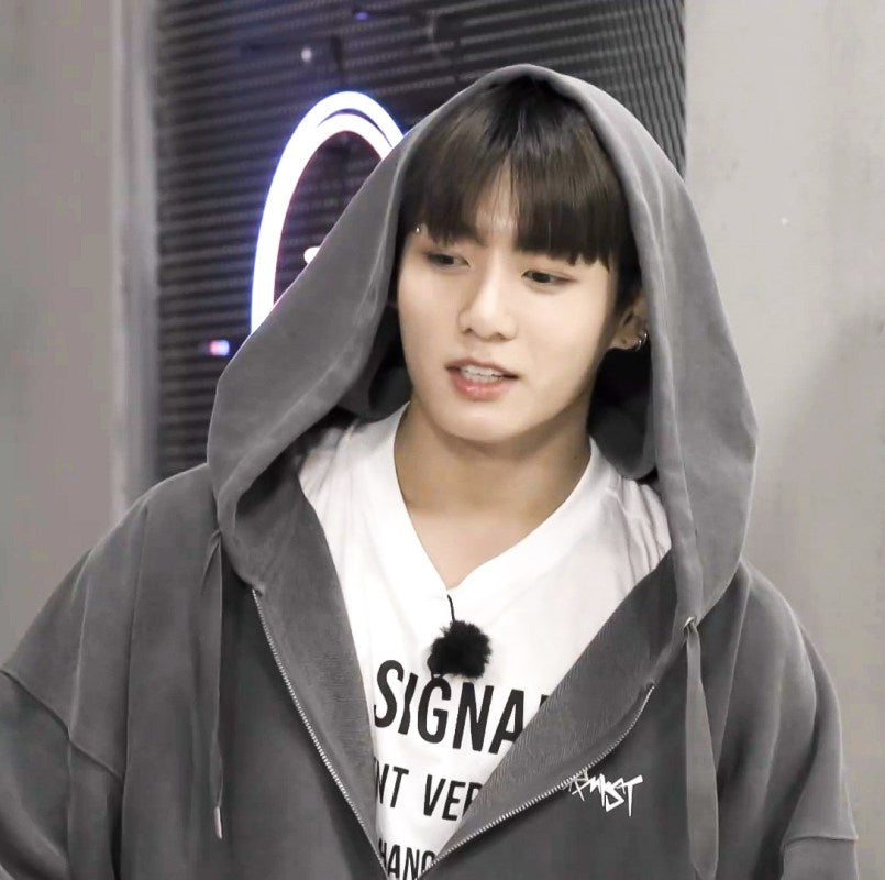 SUDADERA CON CAPUCHA BTS JUNGKOOK ARMYST