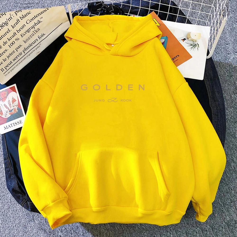 SUDADERA DORADA DE JUNGKOOK