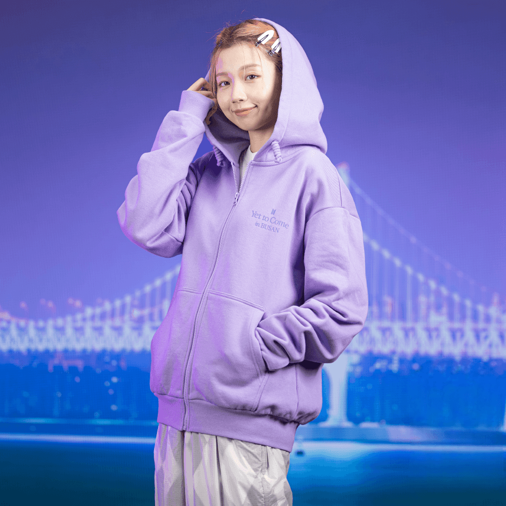 SUDADERA BTS MERCH YET TO COME IN BUSAN