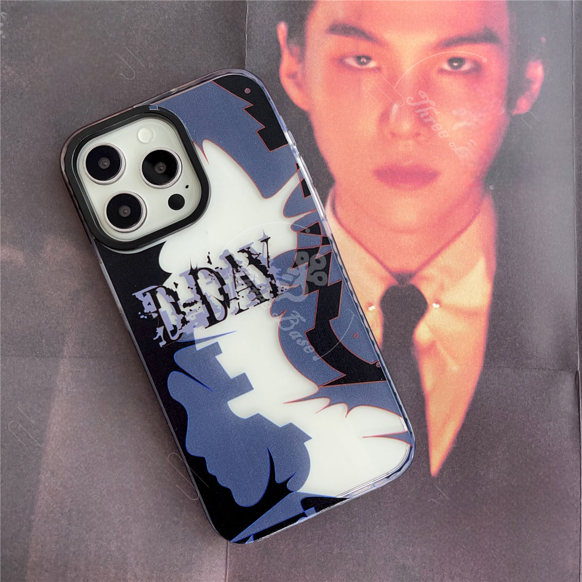 ¡FUNDA PARA CELULAR SUGA AGUST D - VARIOS MODELOS DE IPHONE!