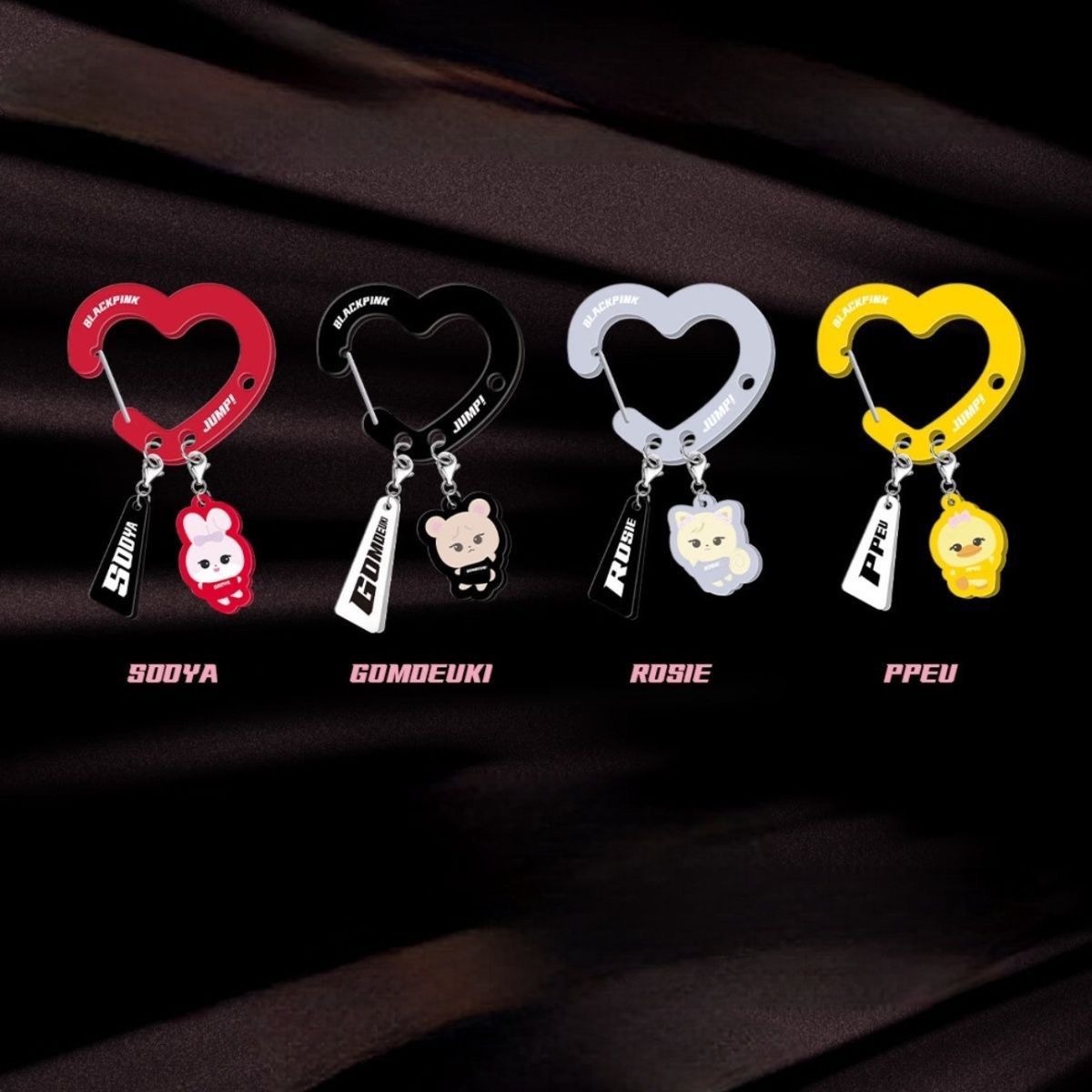 Llaveros con personajes del tour de BLACKPINK