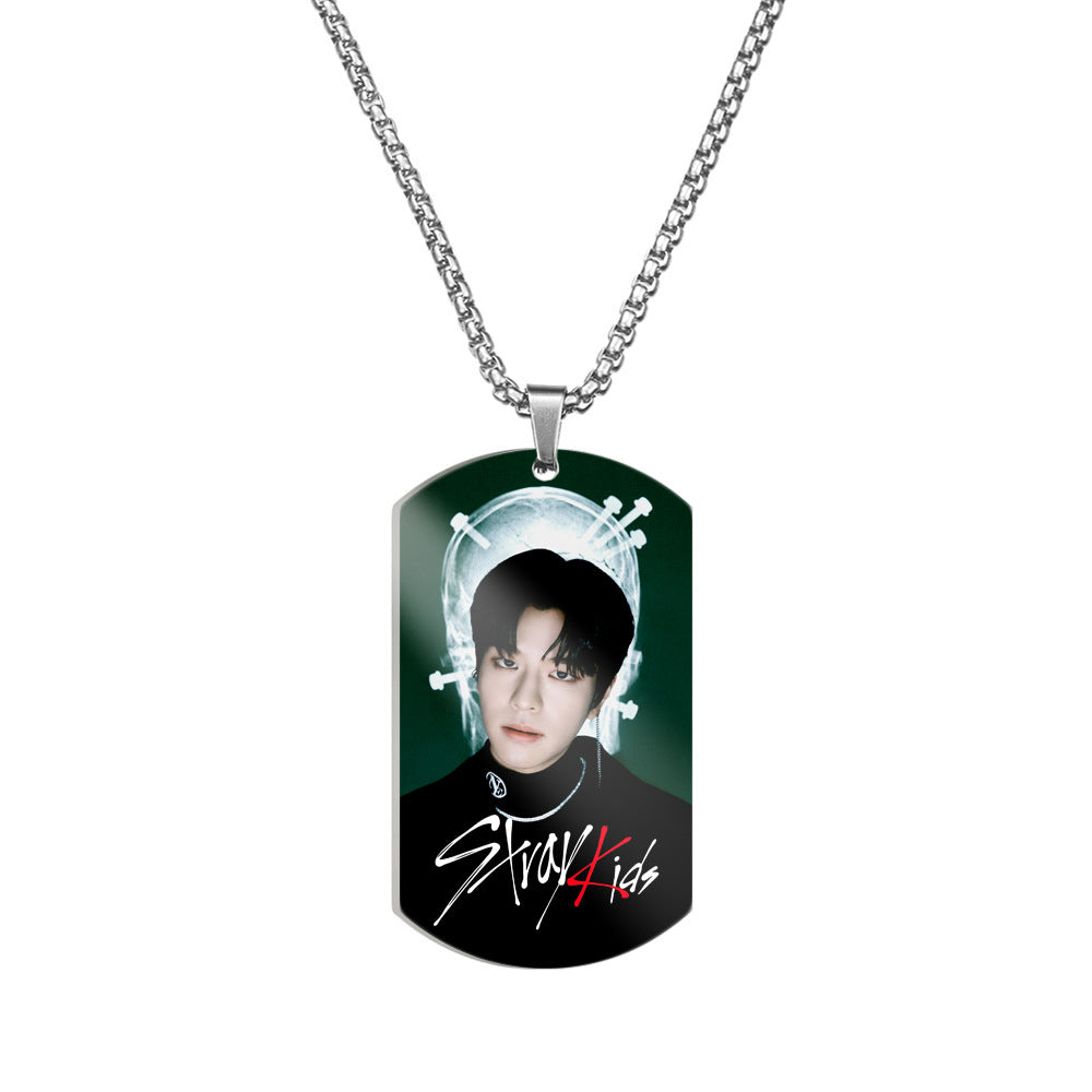 COLLAR DE STRAY KIDS
