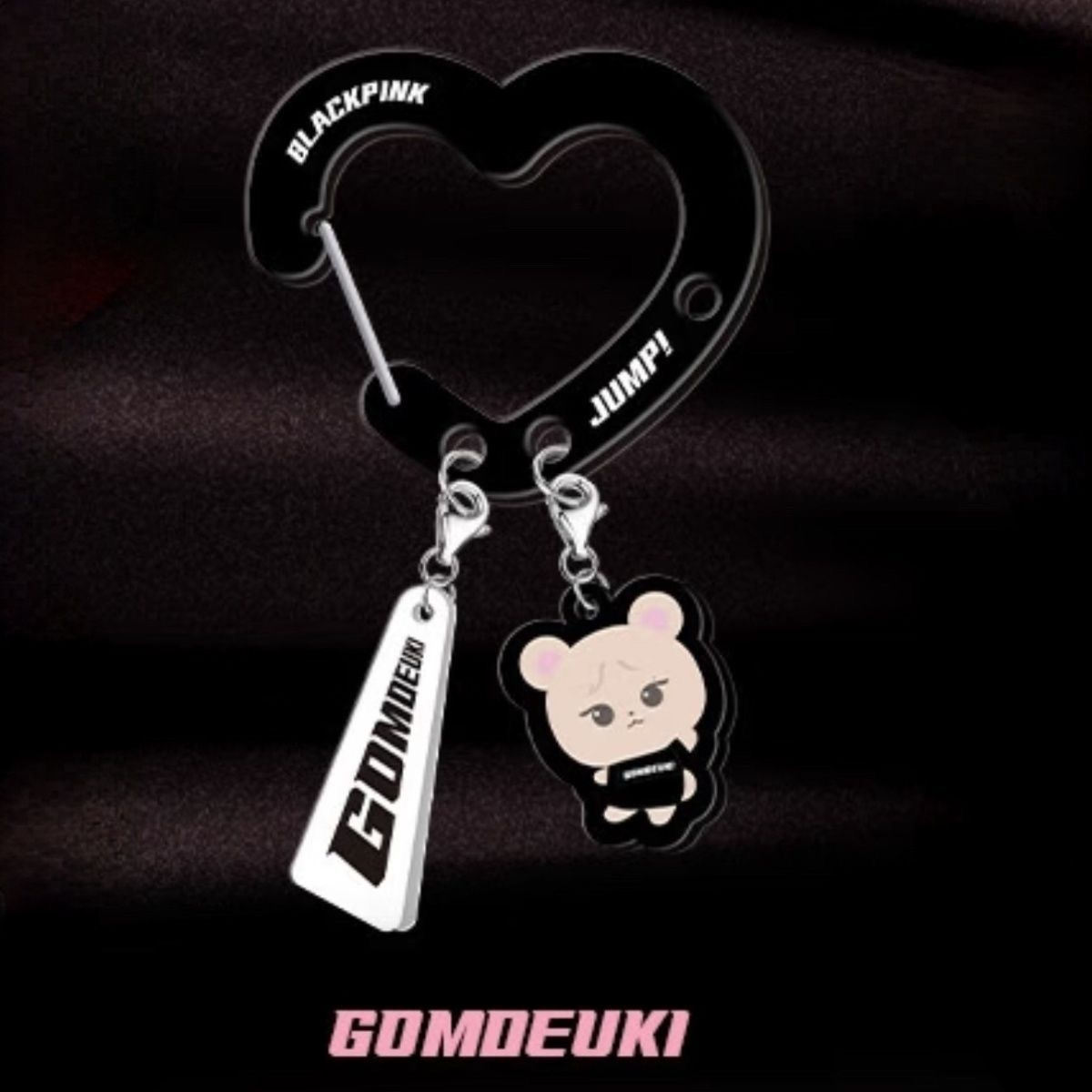 Llaveros con personajes del tour de BLACKPINK