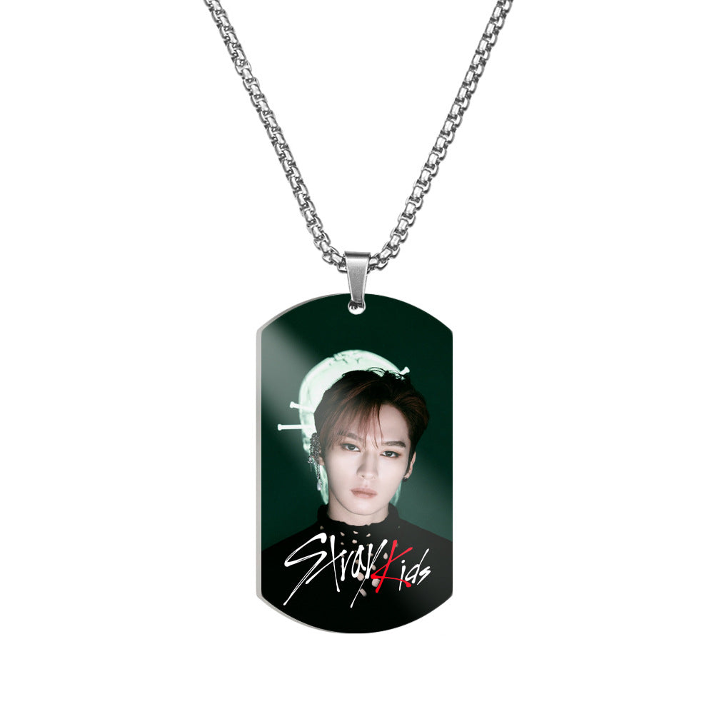 COLLAR DE STRAY KIDS
