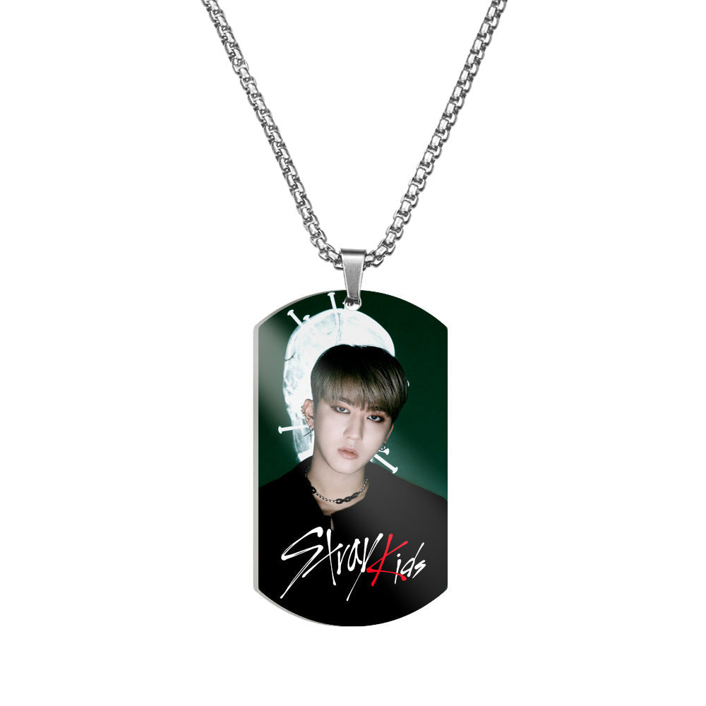 COLLAR DE STRAY KIDS